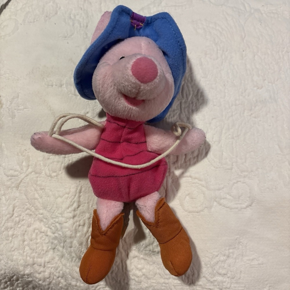 Disney Winnie the Pooh Lasso Roping Piglet Stuffed Bean Bag Plush Star Bean 9"